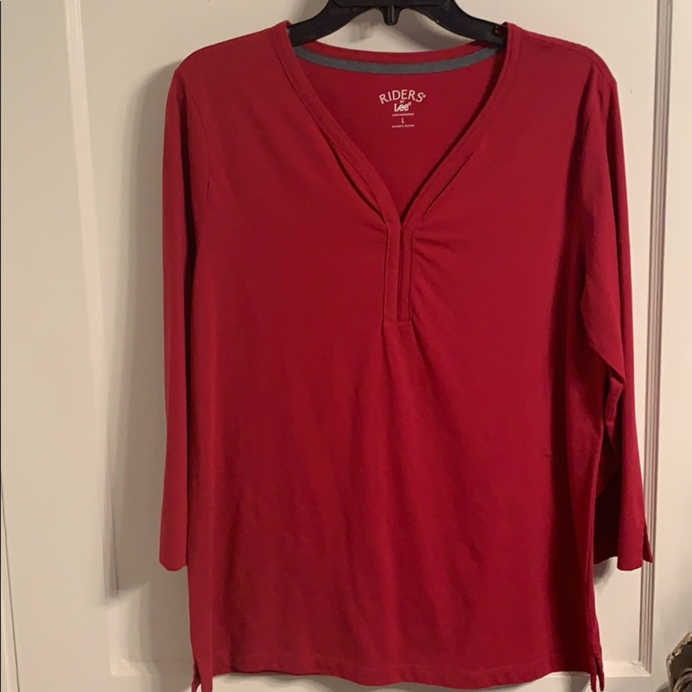 Red shirt.